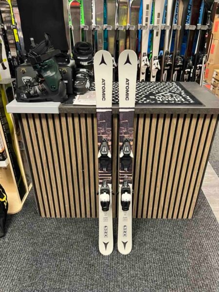 Atomic Punx (130 cm) – Visningsexemplar