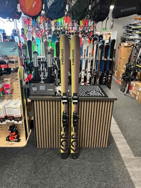 Head Kore 93 (184 cm) – Visningsexemplar