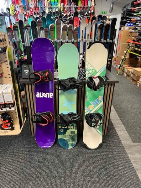 Snowboards (150-148 cm)